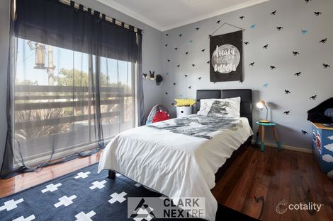 Property photo of 12 Hatfield Drive Drouin VIC 3818
