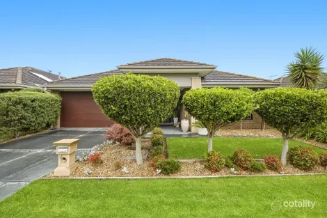 9 Lehmann Gr, Pakenham, VIC 3810