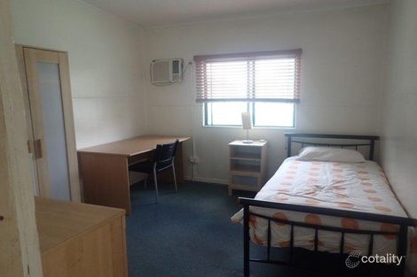 Property photo of 2/64 Wellington Street Coorparoo QLD 4151