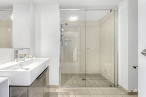 Property photo of 30601/2 Harbour Road Hamilton QLD 4007