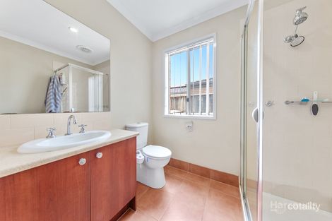 Property photo of 10 Grandiflora Grove Point Cook VIC 3030