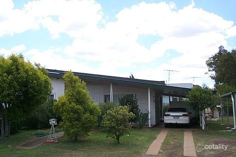 4 Coutts St, Dalby, QLD 4405