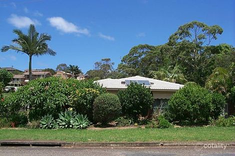 Property photo of 1 Bundaleer Crescent Port Macquarie NSW 2444