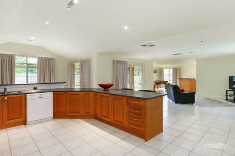 Property photo of 2 Shiraz Close Mount Martha VIC 3934