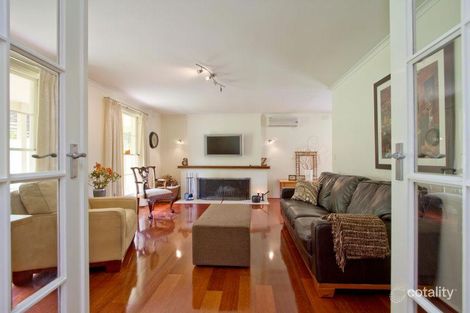 25 Sunset Cres, Mount Eliza, VIC 3930