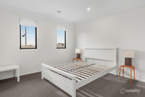Property photo of 2 Pointer Avenue Wyndham Vale VIC 3024