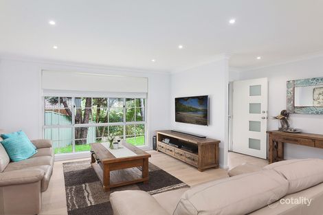 Property photo of 18 Robson Close Point Clare NSW 2250