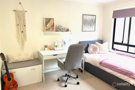 Property photo of 18 Silver Ash Way Thornleigh NSW 2120