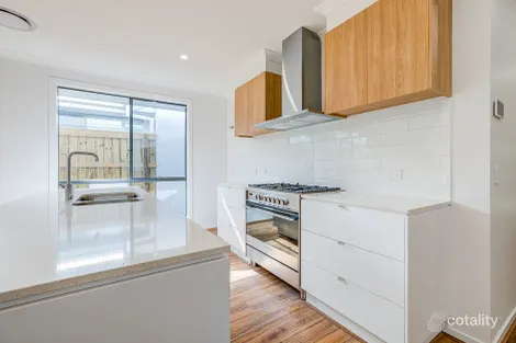 Property photo of 34 Hall Street Pallara QLD 4110