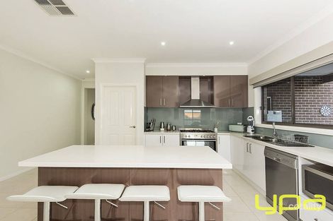 Property photo of 4 Carissa Road Brookfield VIC 3338
