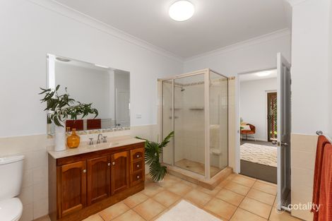 Property photo of 32 Scenic Drive Mount Louisa QLD 4814