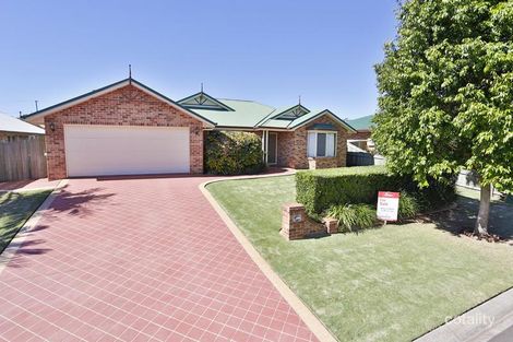 12 Poppy Ct, Middle Ridge, QLD 4350