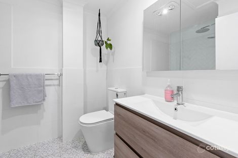 Property photo of 13/5-15 Galeen Drive Burleigh Waters QLD 4220