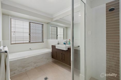 Property photo of 20 Fallon Drive Middle Ridge QLD 4350