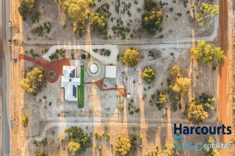 Property photo of 114 Starbush Way Ginginup WA 6503