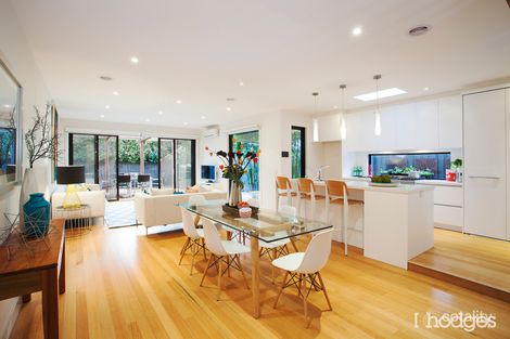 Property photo of 21B Dromana Avenue Bentleigh East VIC 3165