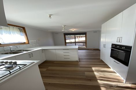 Property photo of 39 Gill Avenue California Gully VIC 3556
