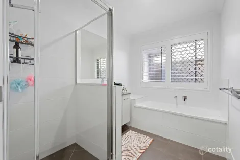 Property photo of 42 Congreve Crescent Thornlands QLD 4164