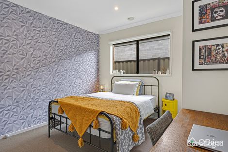 Property photo of 10 Riegelhuth Street Craigieburn VIC 3064