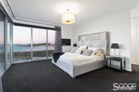 Property photo of 10 Chelydra Point North Coogee WA 6163