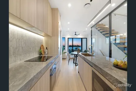 1/19 Watts Dr, Varsity Lakes, QLD 4227