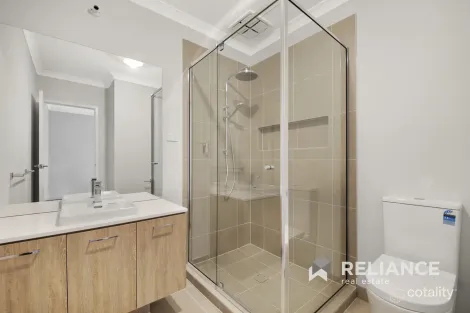 Property photo of 5 Agatha Way Werribee VIC 3030