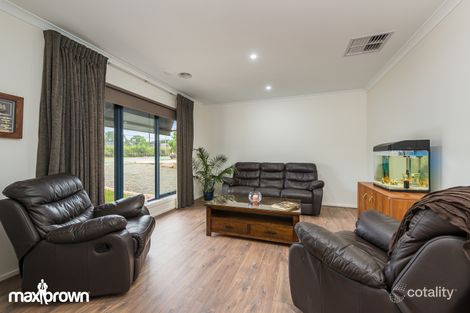 Property photo of 23 Tournament Road Chirnside Park VIC 3116