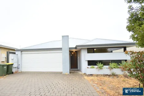 Property photo of 9 Rockport Ridge Wellard WA 6170