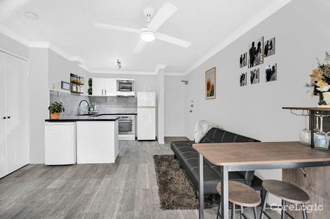 Property photo of 4/7-9 Illawong Street Surfers Paradise QLD 4217