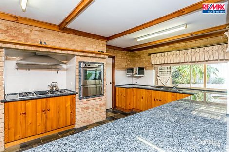 16 Rainsworth Gdns, Heathridge, WA 6027