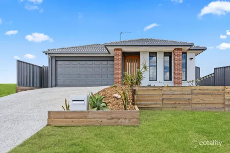 9 Summer Dr, Wondunna, QLD 4655