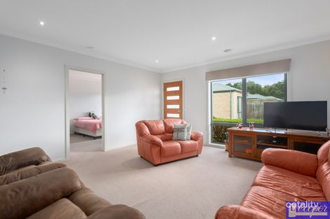 Property photo of 8/24 Bruce Drive Somerville VIC 3912