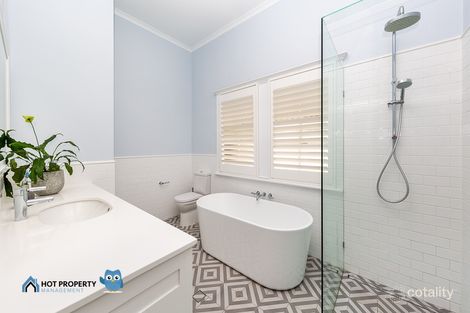 Property photo of 4 Newbery Street Newmarket QLD 4051
