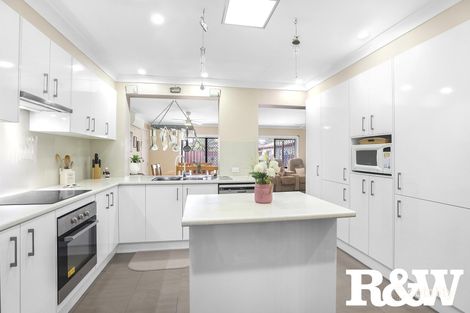 Property photo of 27 Grevillea Drive St Clair NSW 2759