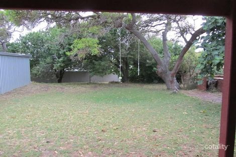 Property photo of 17 Eldora Crescent Falcon WA 6210