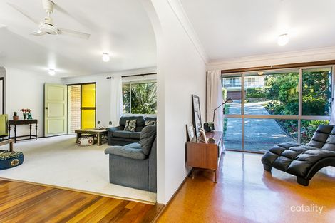 Property photo of 10 Wirree Drive Ocean Shores NSW 2483