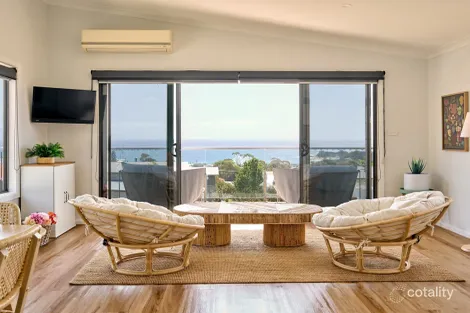 Property photo of 2/11 Apsley Court Bicheno TAS 7215