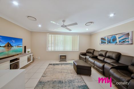 Property photo of 18 Frontignan Street Eschol Park NSW 2558