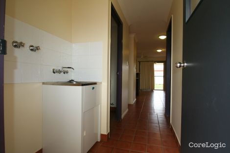 Property photo of 18 Vicki Close Emerald QLD 4720