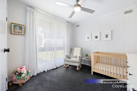 Property photo of 28 Smallburn Avenue Newborough VIC 3825