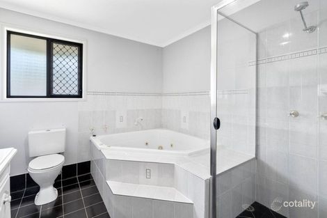 Property photo of 23 Lancelot Crescent Ormeau QLD 4208
