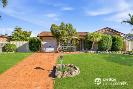 4 Balala Ct, Wattle Grove, NSW 2173