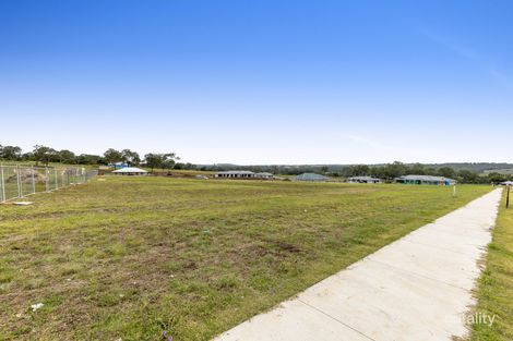 Property photo of 4 Daintree Crescent Meringandan West QLD 4352