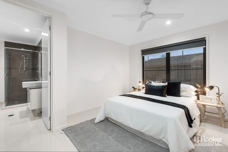 Property photo of 219 Wecker Road Mansfield QLD 4122