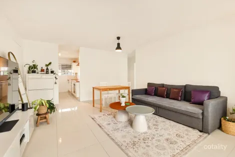 Property photo of 1/671 Wynnum Road Morningside QLD 4170