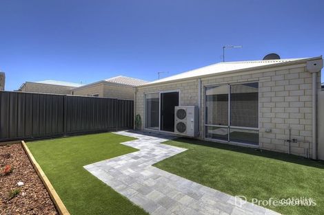 Property photo of 4 Peg Lane Yanchep WA 6035