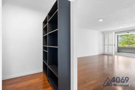 Property photo of 4/16 Grosvenor Road Indooroopilly QLD 4068