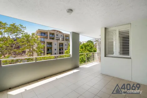 Property photo of 4/16 Grosvenor Road Indooroopilly QLD 4068