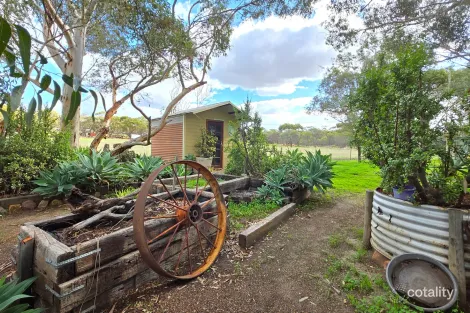 Property photo of 277 Avon Terrace York WA 6302