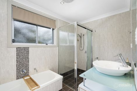 Property photo of 2/372 Pine Ridge Road Coombabah QLD 4216